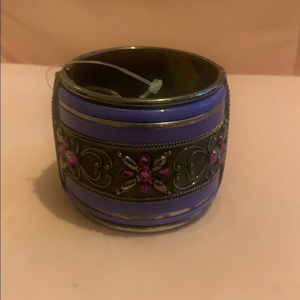 Metal cuff bracelet
